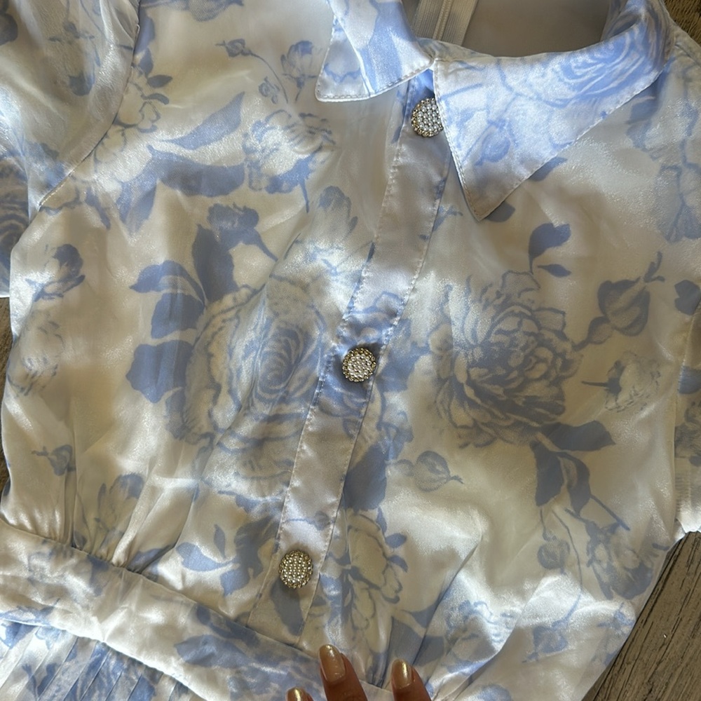 ☀️White and blue floral dress - Picture 6 of 10